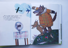 Загрузить изображение в средство просмотра галереи, Дедушка Волк на седьмом небе. Ш.Карх