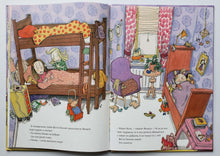 Загрузить изображение в средство просмотра галереи, Веста-Линнея и ее друзья. Т.Аппельгрен