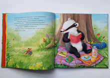 Загрузить изображение в средство просмотра галереи, Барсучок и большой шар. С.Чью