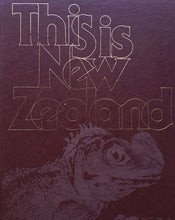 Загрузить изображение в средство просмотра галереи, This is New Zealand (USED book)
