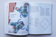 Загрузить изображение в средство просмотра галереи, The sewists (ПОДЕРЖАННАЯ книга)
