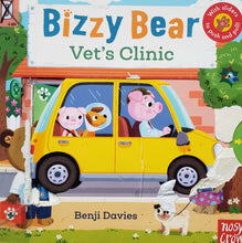 Загрузить изображение в средство просмотра галереи, Bizzy Bear (ПОДЕРЖАННАЯ книга)
